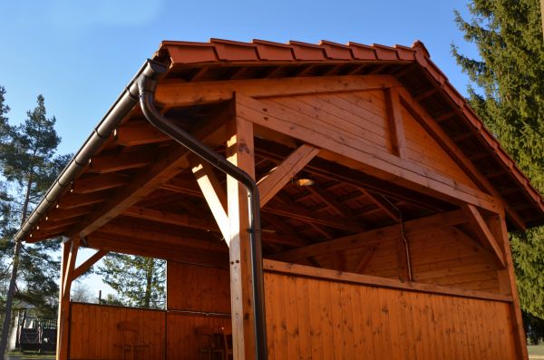 Shed Gutter Mounting